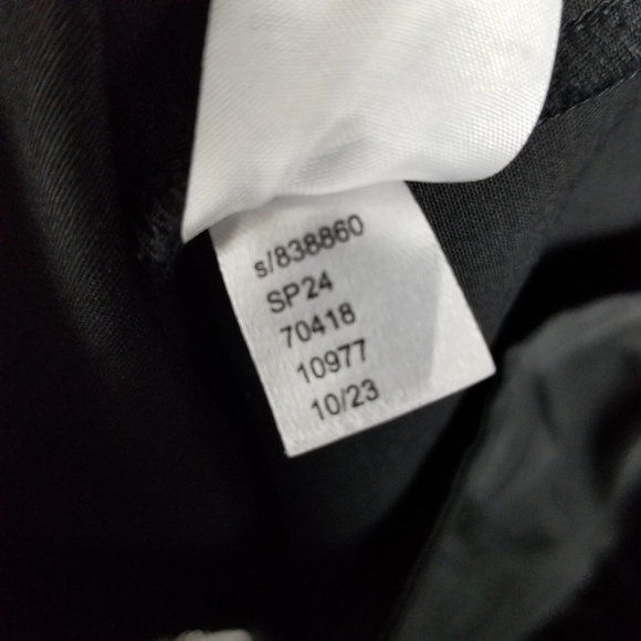 Ann Taylor Womens Shorts Size 8 Black White Dressy Fitted High Rise Embroidered - Picture 4 of 10